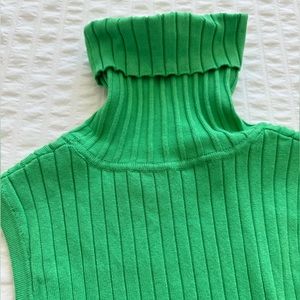 Turtle neck top